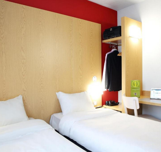 Bedroom 18