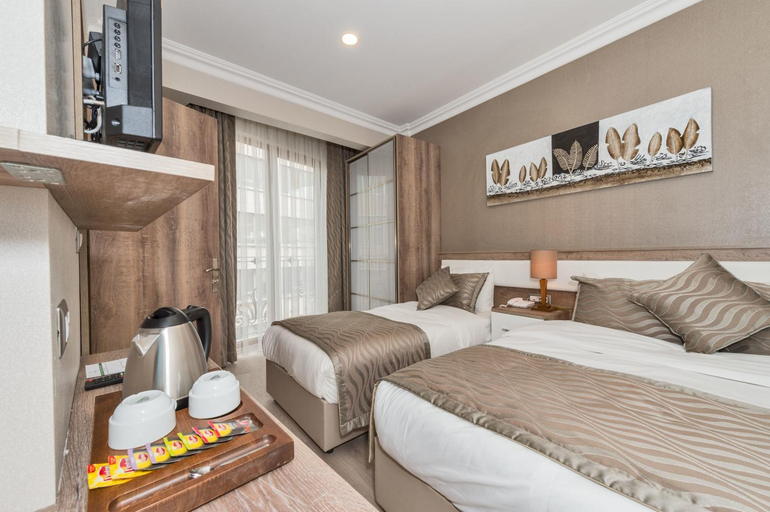 Bedroom 4, Alphonse Hotel, Fatih