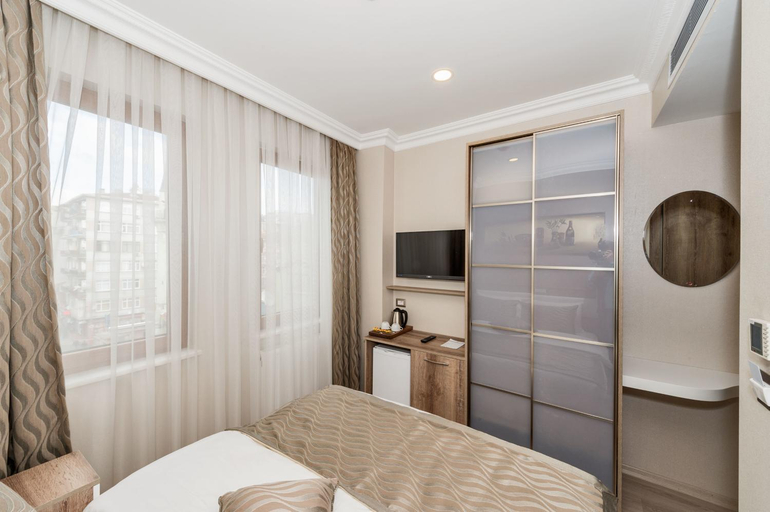 Bedroom 3, Alphonse Hotel, Fatih