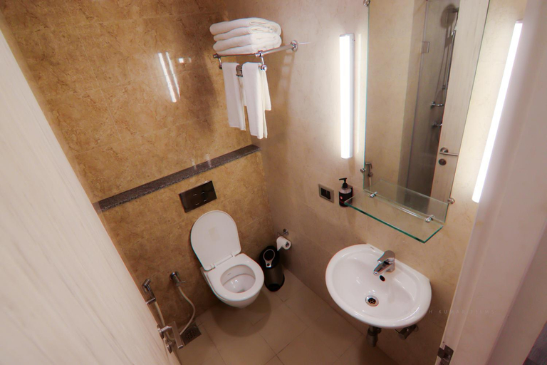 Bathroom 4, Ginger Kalinganagar, Jajapur