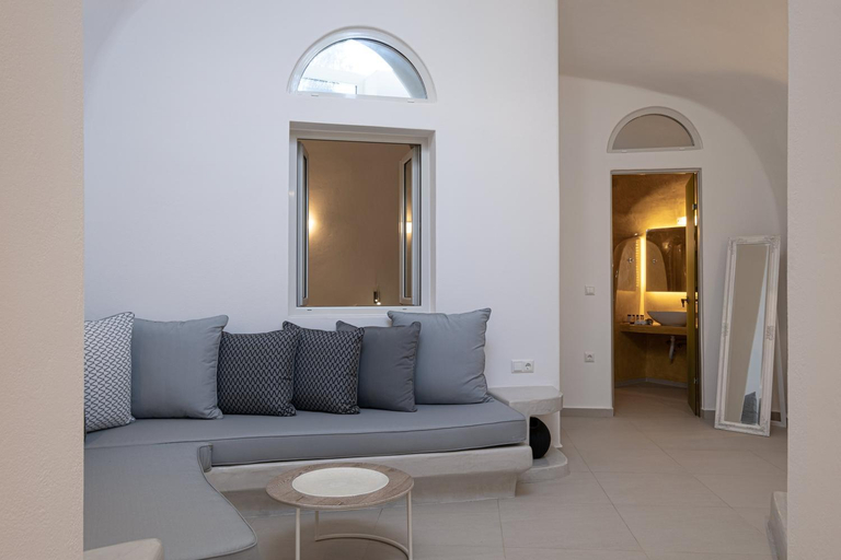 Others 5, Santoterra Antigua Suites, South Aegean