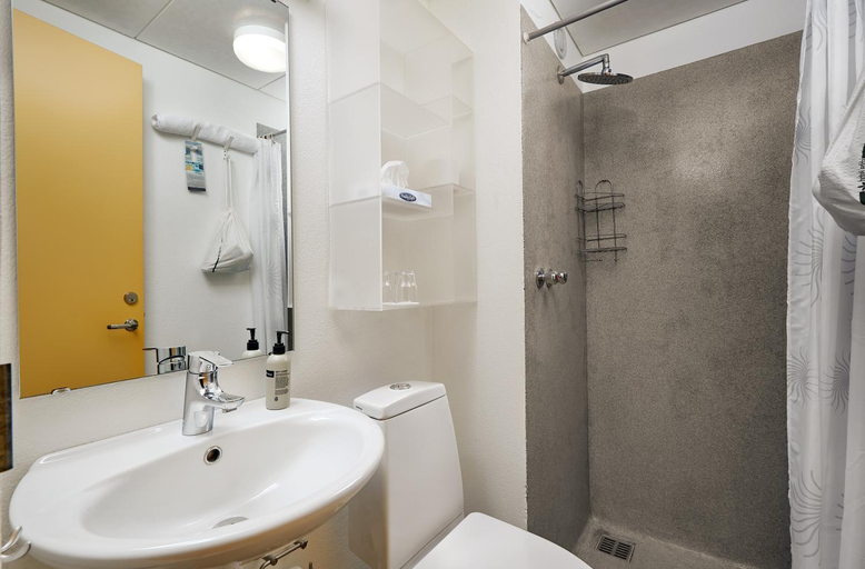 Bathroom 4, Hotel Edda Egilsstadir, Austur-Hérað