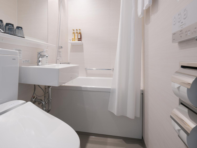 Bathroom 2