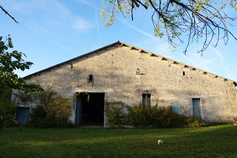 Others 4, La Montagne Sud, Dordogne