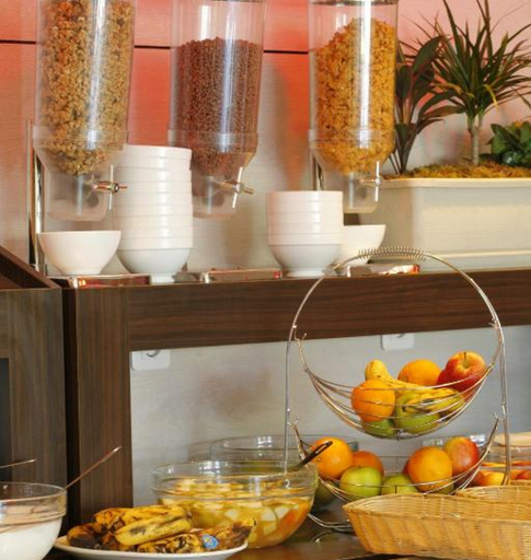 Food & Drinks 5, B&B HOTEL Maubeuge Louvroil, Nord