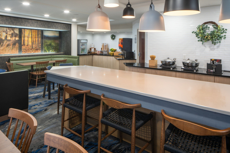 Food & Drinks, Fairfield Inn & Suites By Marriott Memphis Germantown, Shelby
