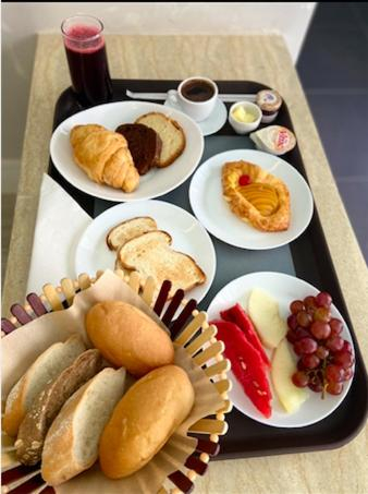 Food & Drinks 4, Maison 7, Unorganized in Al Qahirah