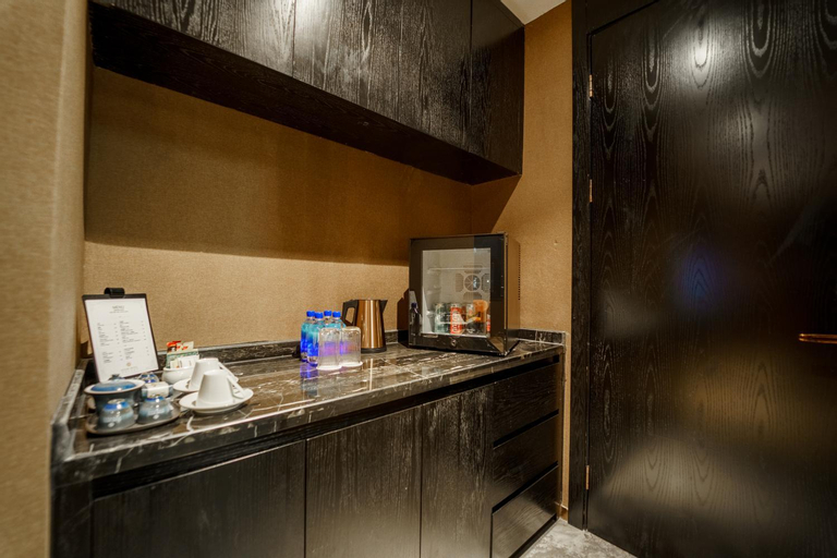 Amenities 19