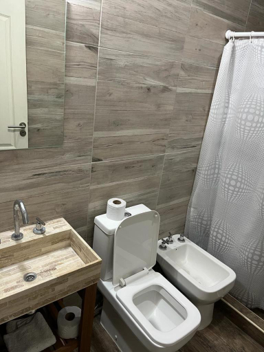 Bathroom 2, Travel Suites Ezeiza- 5 pax- Centro Eze- Shoppings a 8 min, Esteban Echeverría