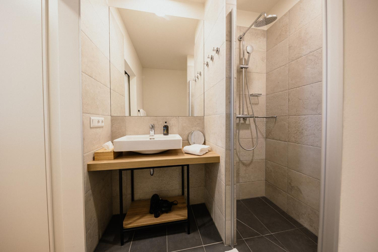 Bathroom 5, Rioca Vienna Posto 1, Wien