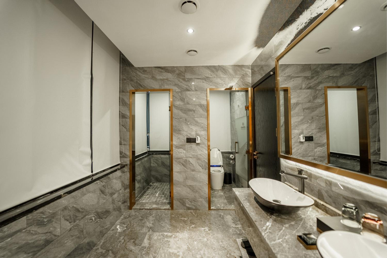 Bathroom 24