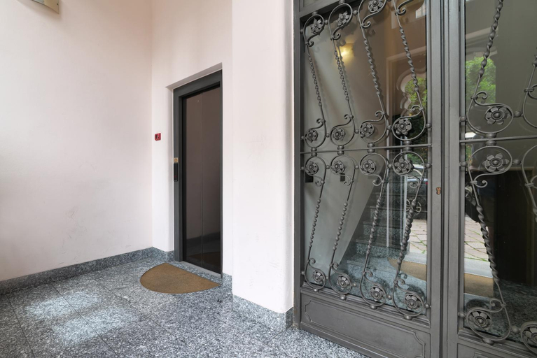 Exterior view 2, Sweett - Osti, Milano