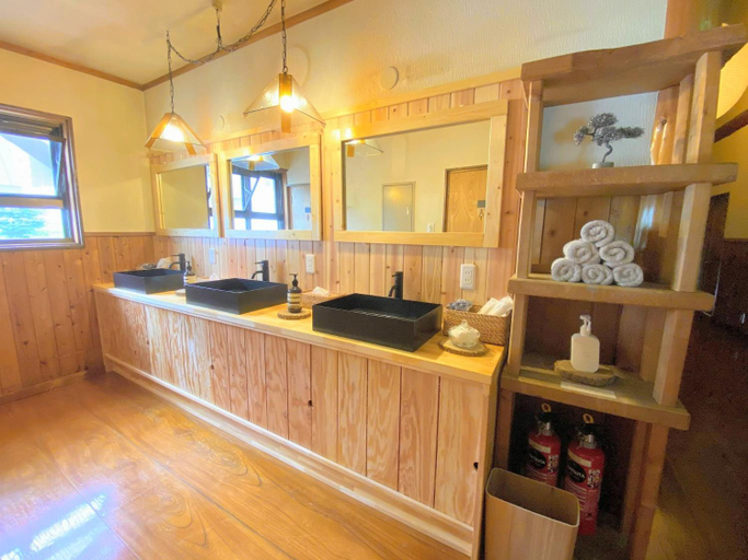 Dining Room 10