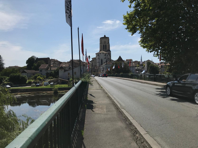 Others 2, Le pre du val, Dordogne