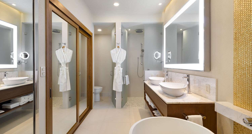 Bathroom, Villa La Valencia, La Paz