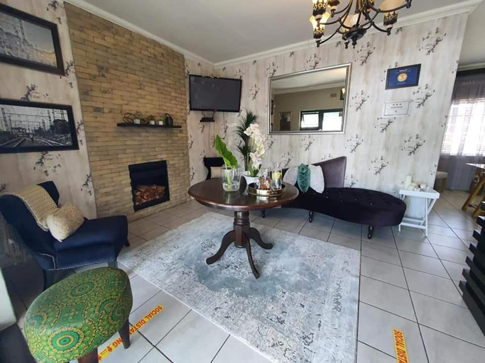 Public Area 3, Ledumo Lodge, Nkangala