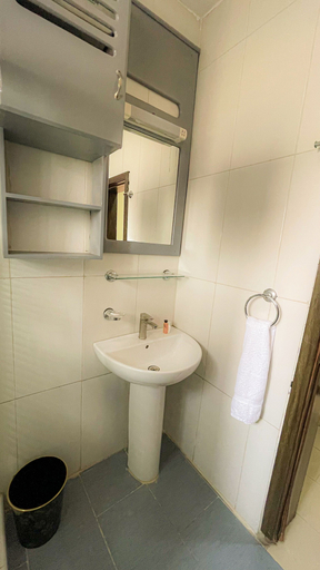 Bathroom 3, AHI Residence, Mainland