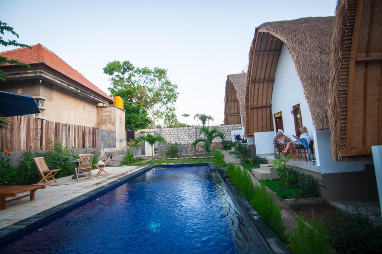 Swimming Pool 12