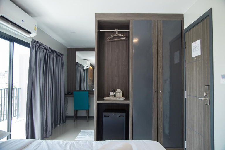Bedroom 12