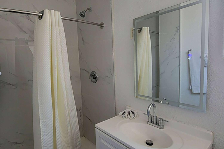 Bathroom 3, Super 8 By Wyndham El Centro North, Imperial