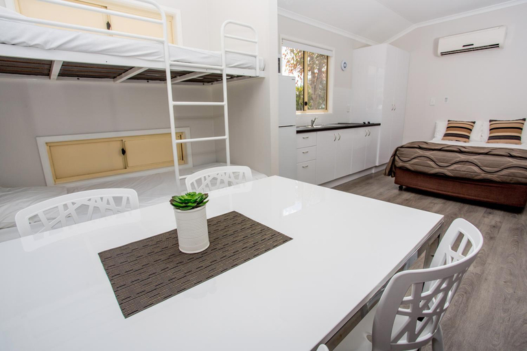 Bedroom 3, BIG4 Gold Coast Holiday Park, Gold Coast