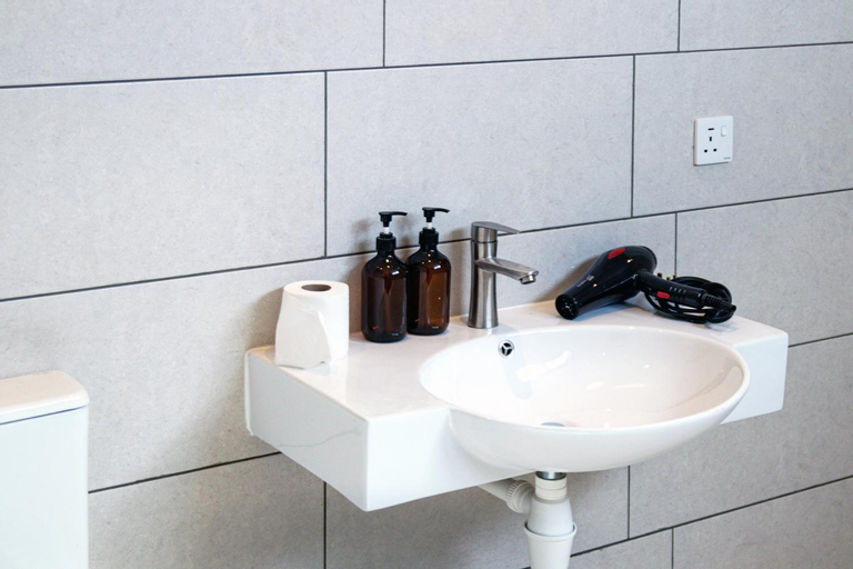 Bathroom 26