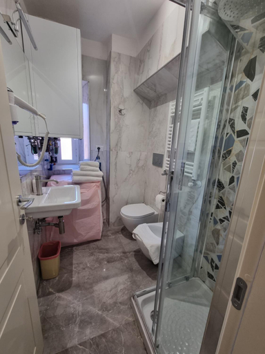 Others 5, Joyful Termini Boutique Guest House, Roma