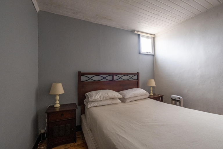 Others 4, LOF Hostal, Cardenal Caro