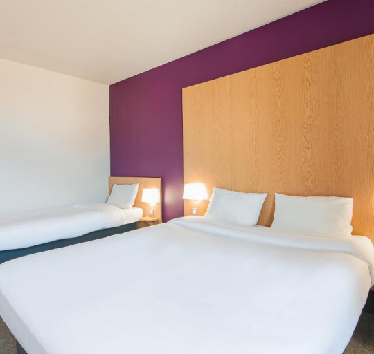 Bedroom 3, B&B HOTEL Maubeuge Louvroil, Nord