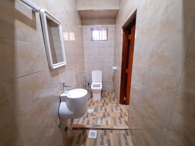 Bathroom 4, BEST POINT GROUP ZANZIBAR, Mjini