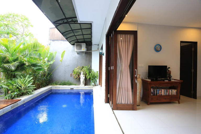 Swimming Pool 14