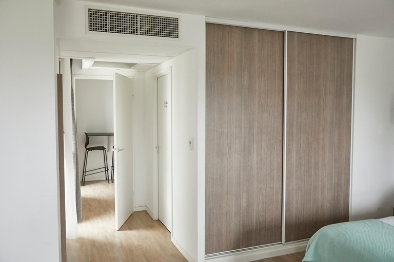 Bedroom 2, Aparthotel Adagio Access Massy Palaiseau, Essonne