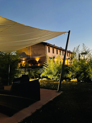 Others 4, Locanda, Milano