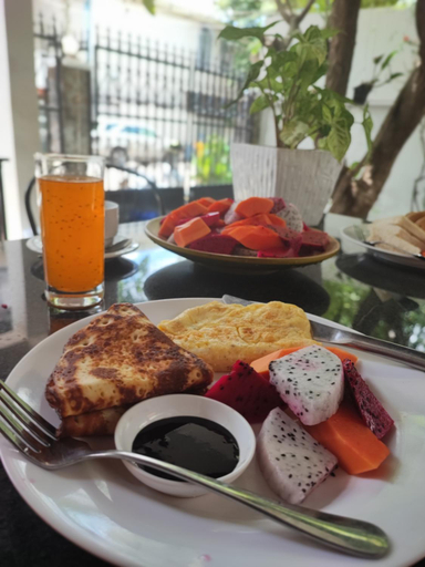 Food & Drinks 5, Villa Papillon, Phnom Penh