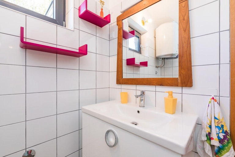 Bathroom 3, Wilma, Crikvenica