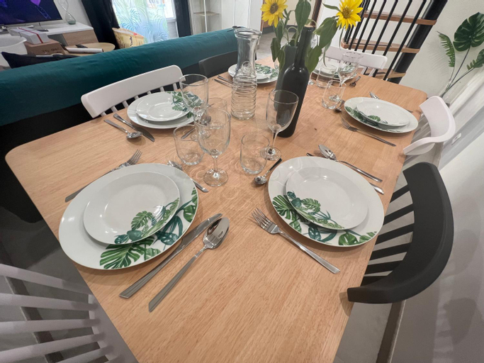 Others 3, T3 COSY MAISON DE VILLE TERRASSE AU CALME, Charente-Maritime