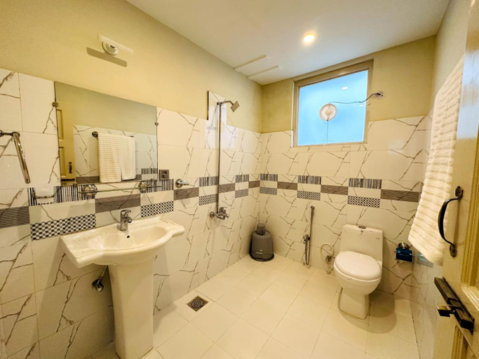 Bathroom 4, Desert One Hotel Skardu, Northern Areas