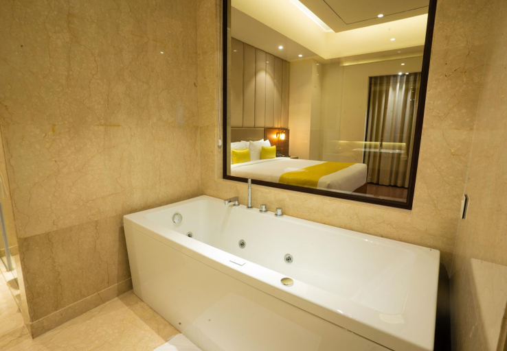 Bathroom 5, Ratnamouli Palace , Kamrup Metropolitan