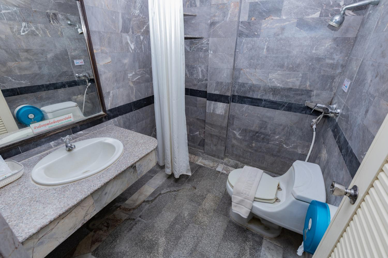 Bathroom, Mix Hotel, Muang Nakhon Ratchasima