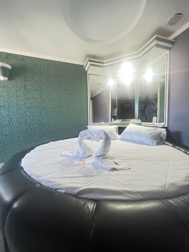 Bedroom 2, Hotel Paradise, Salvador