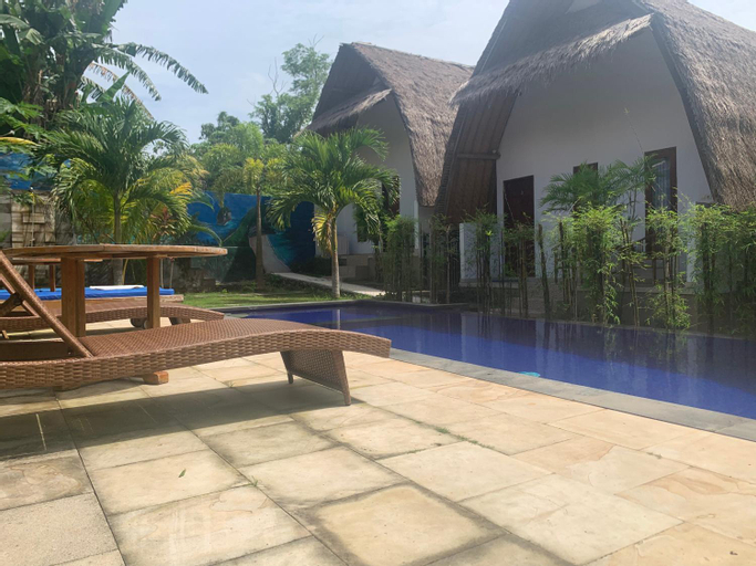 Swimming Pool 2