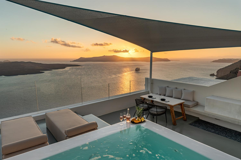 Others 3, Thera Villas, South Aegean