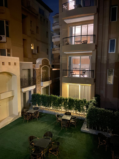 Others 5, Maison 7, Unorganized in Al Qahirah
