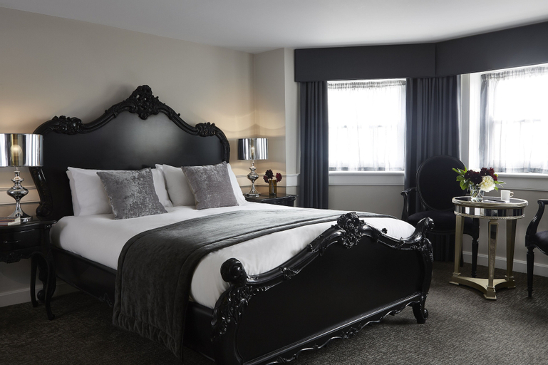 Bedroom 8