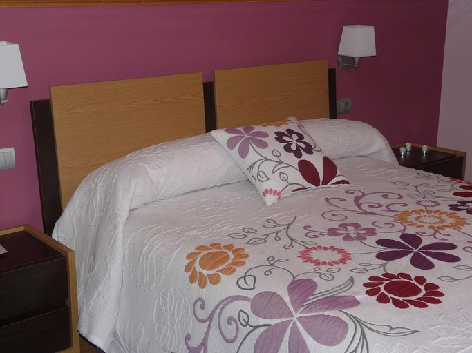 Bedroom 2, Hotel Tío Manolo de Noia, A Coruña