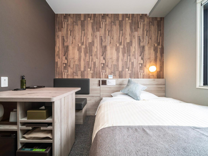 Bedroom 13