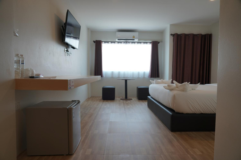 Bedroom 3, The Charlotte Smart Hotel Lopburi, Muang Lop Buri