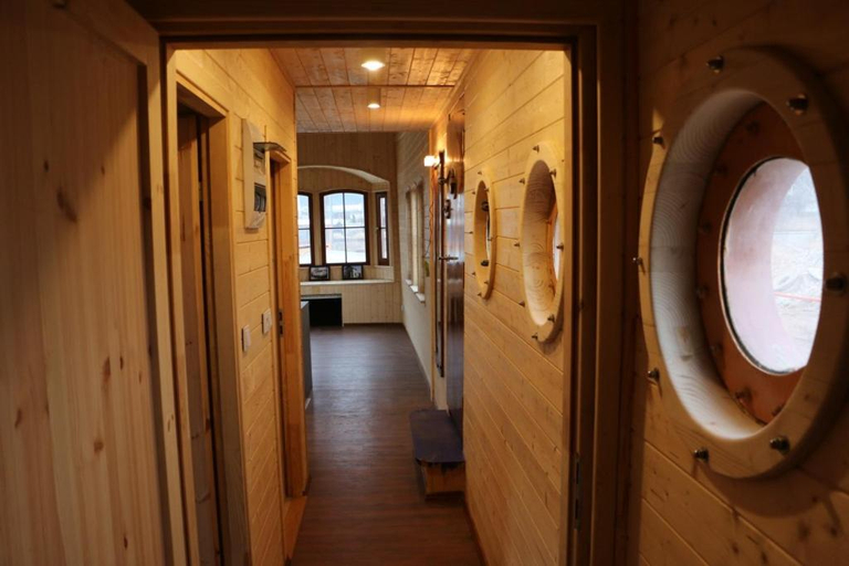 Others 5, Dutch hausboat "MOLENDIEP" built 1909, Puck