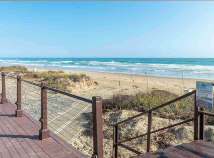 Others 5, Bahia Mar Solare Tower 6th floor Oceanview Condo 3bd 3ba w Pools, Cameron