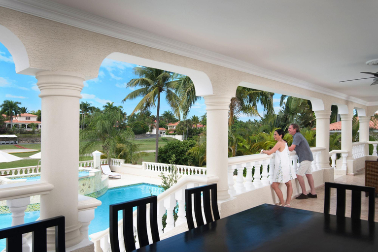 Food & Drinks, Crown Villas 5 bdrm, San Felipe de Puerto Plata